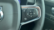 Volvo XC40 2.0 B3P Plus Dark 5dr Auto Petrol Estate